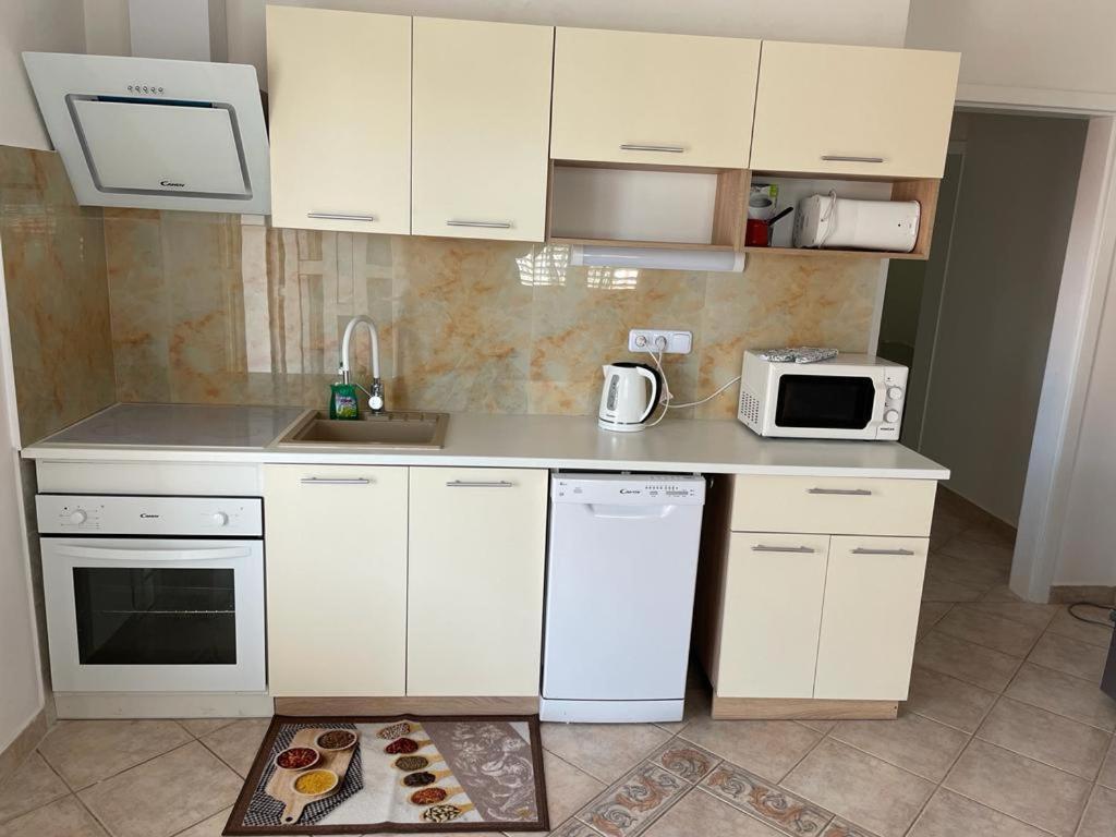 Apartmani Ira Vir Exterior foto