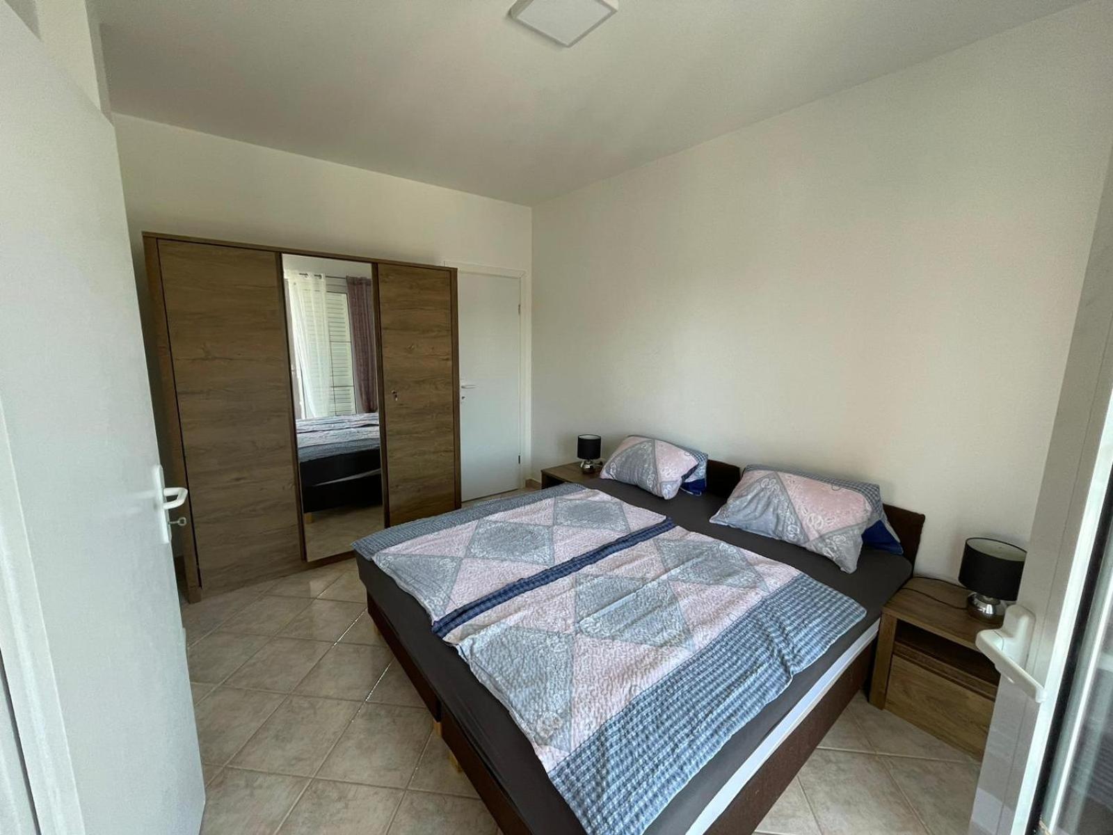 Apartmani Ira Vir Cameră foto